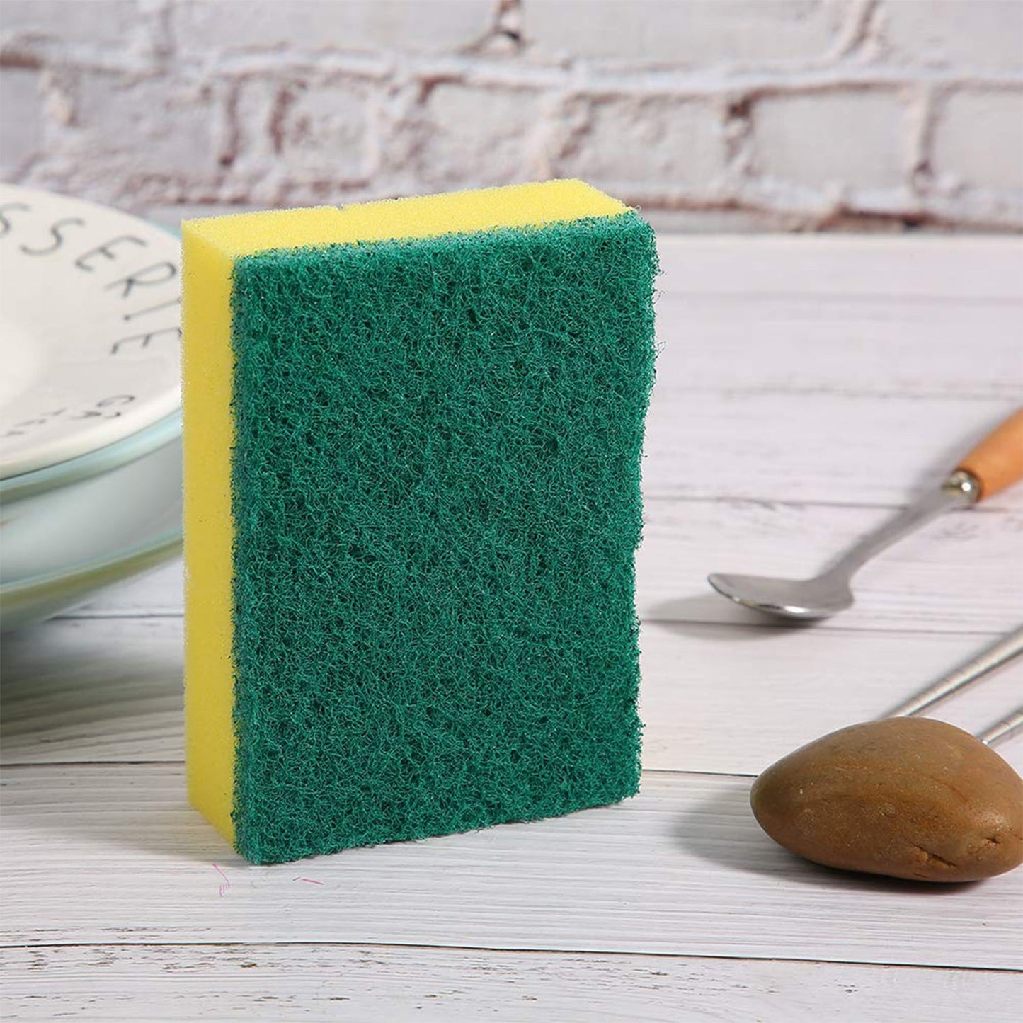 2-in-1 Multi-Purpose Scrub Sponge – Wear Resistant Dish & Furniture Cleaner (1 Pc)
